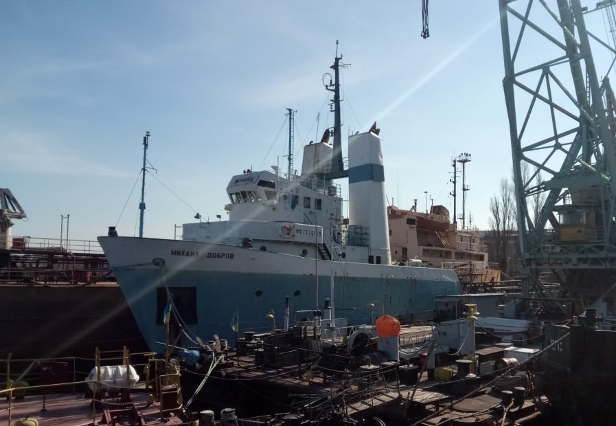 Порт Чорноморськ виставив на продаж одразу 9 суден (фото) «фото»