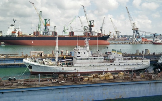 Академія наук продає вантажне судно з історією за 8 мільйонів «фото»