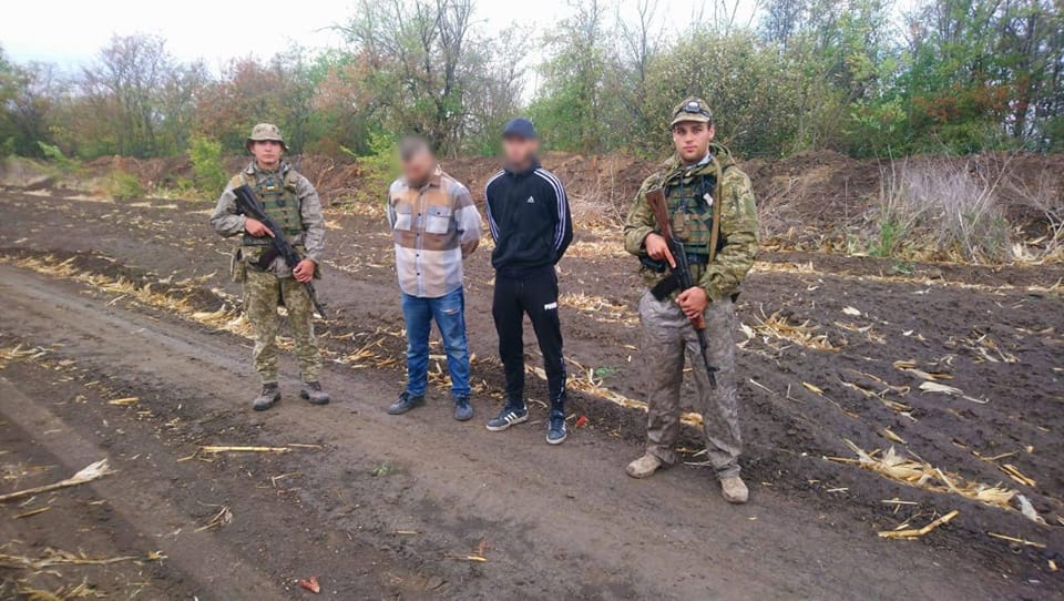 Йшли пішки за кордон: в Одеській області затримали ухилянтів «фото»