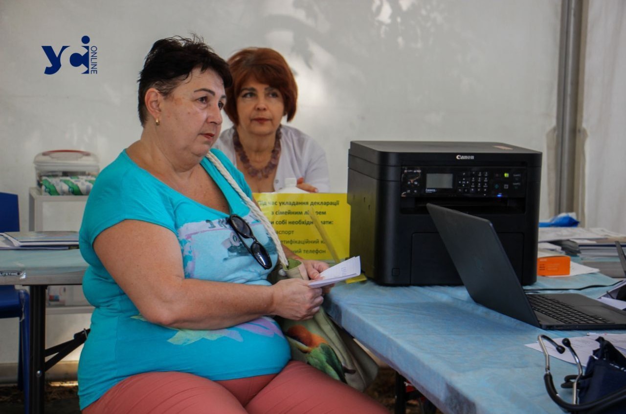 У кожному районі Одесі працюють мобільні медцентри для переселенців (адреси) «фото»