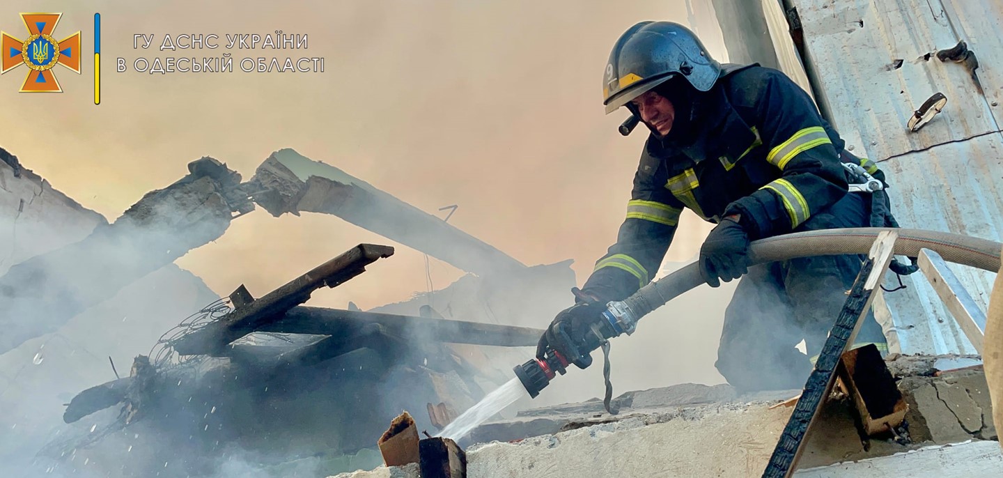 В Одесі в цеху спалахнула пожежа «фото»