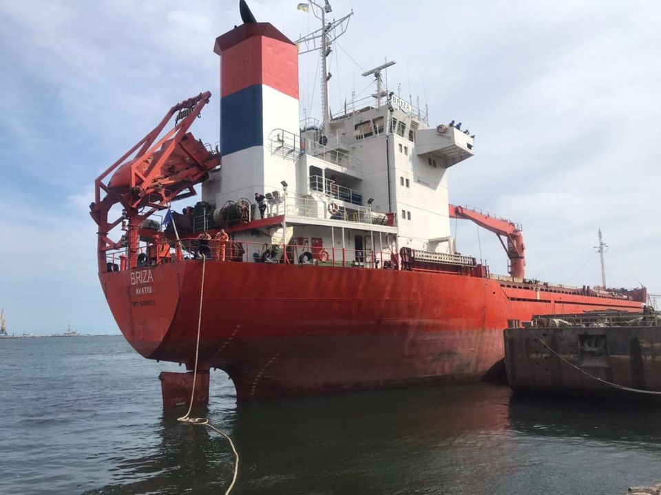 Караван з 6 зернових суден вийшов з портів Великої Одеси (фото) «фото»