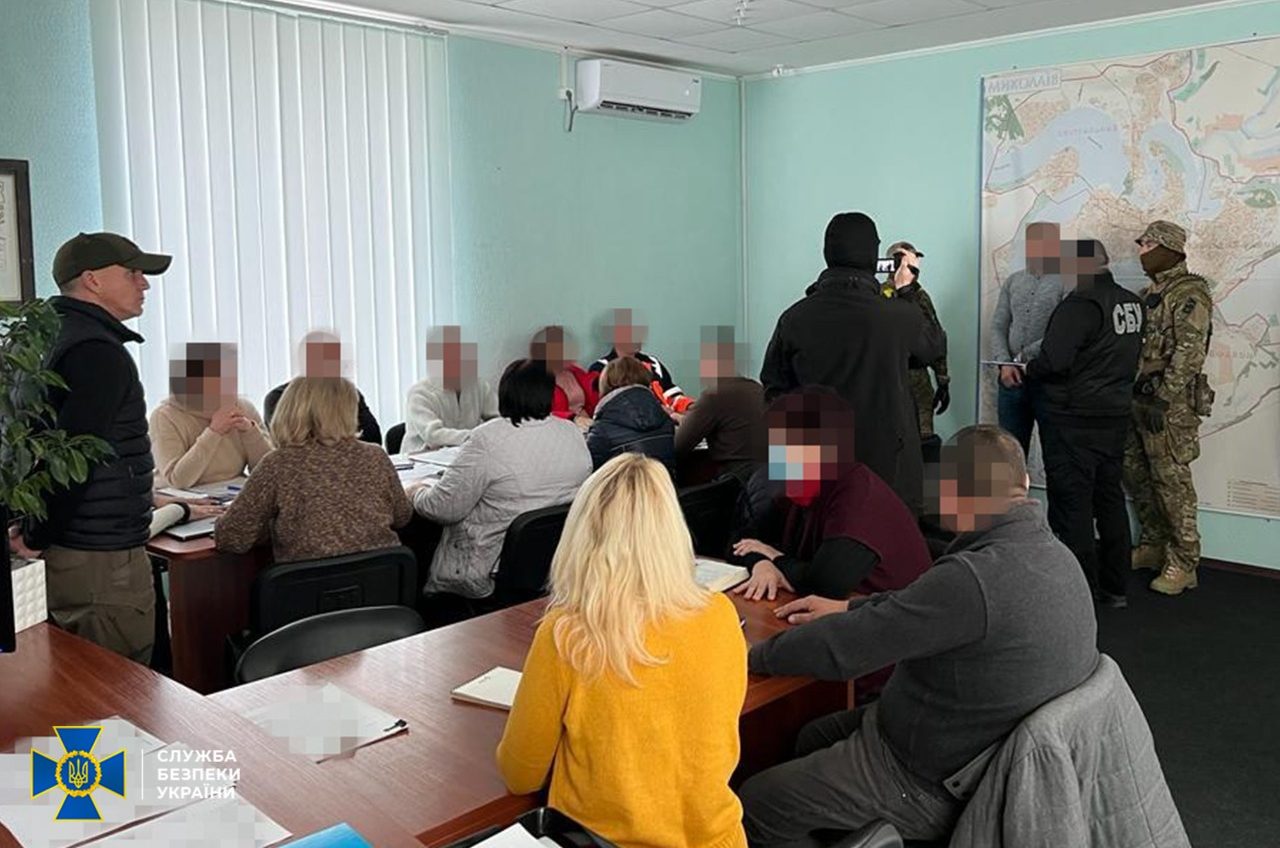 У Миколаєві чиновника-зрадника затримали прямо на нараді у мера (фото, відео) «фото»