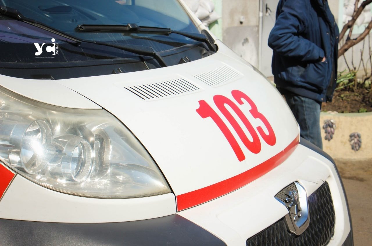 В Одесі серйозно травмувався робітник: рука потрапила у верстат (фото) «фото»