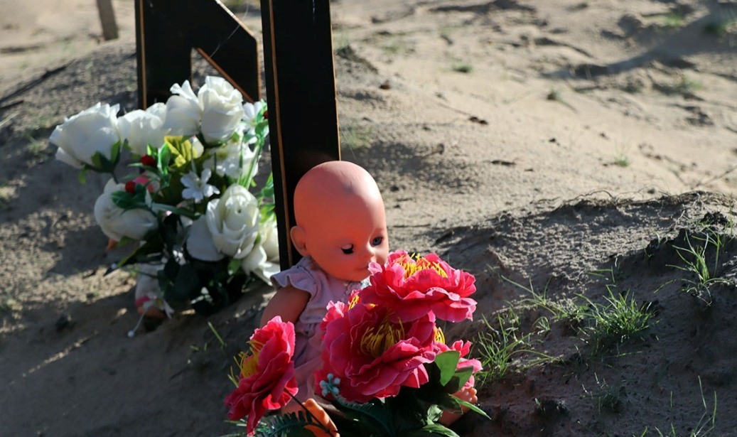 У деокупованому Лимані знайдені тіла п’яти вбитих дітей (фото) «фото»