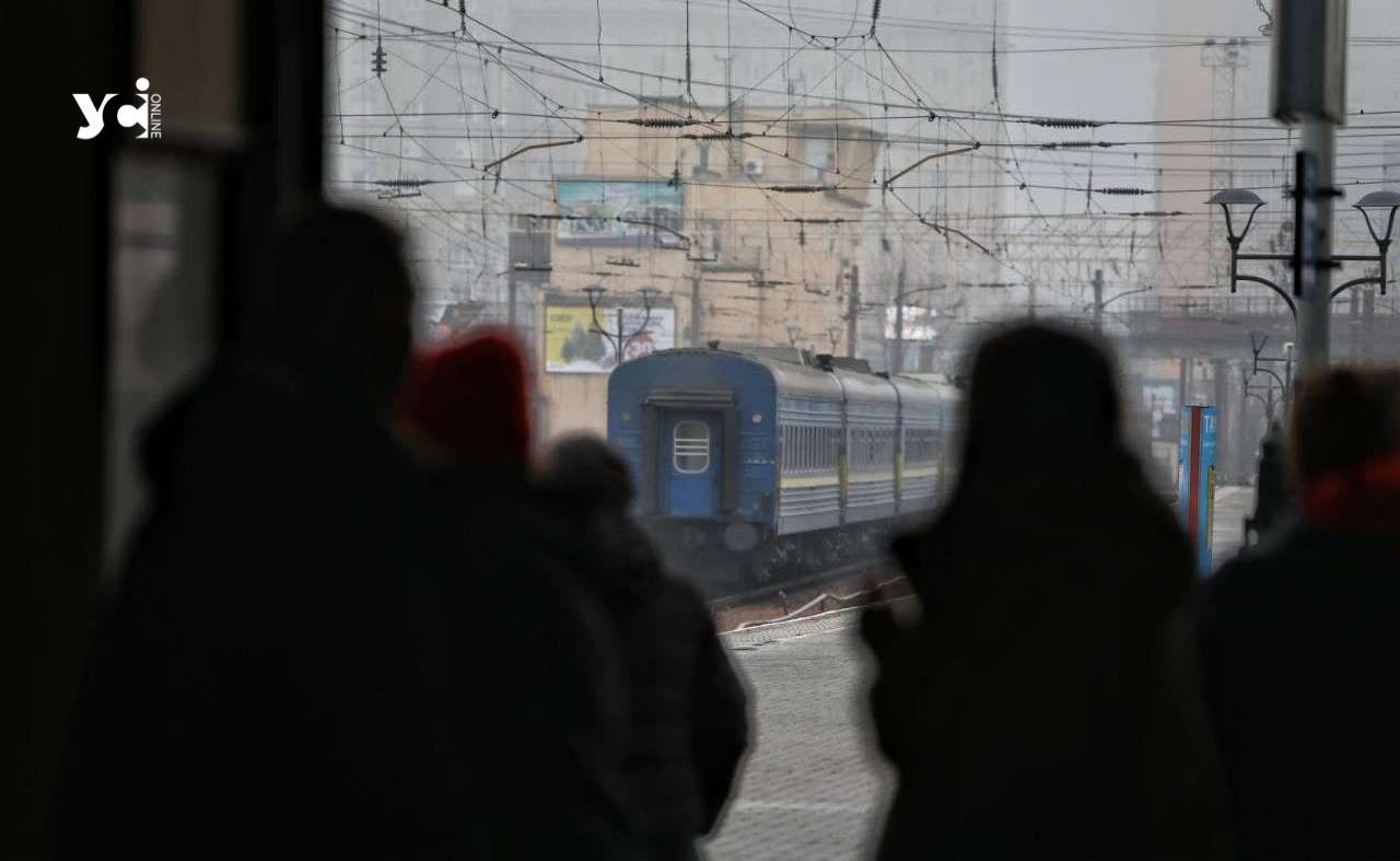 Потяг ‎Одеса – Харків затримується «фото»