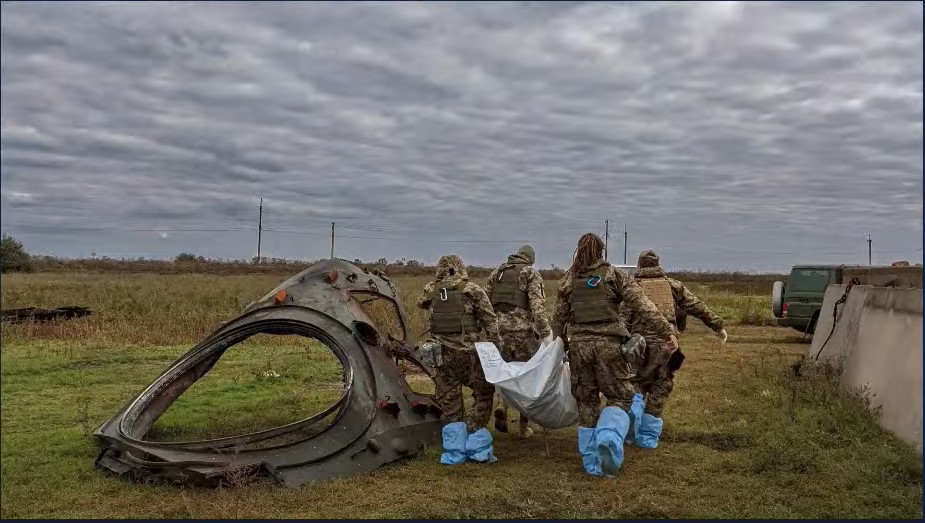 «Наших солдат набагато менше, ніж росіян» – одеські волонтери шукають тіла загиблих героїв (фото) «фото»