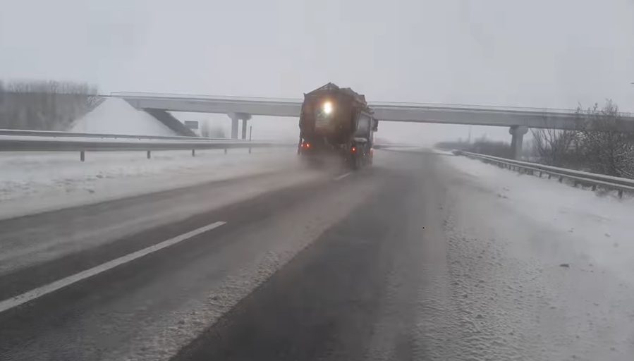 На Одещині випав перший сніг: ситуація на дорогах «фото»