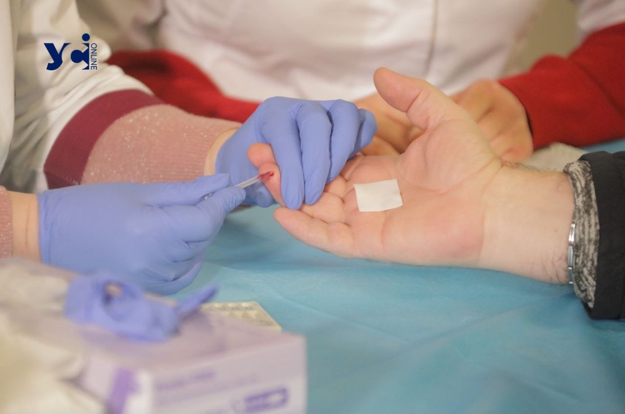 Одесити пройшли безкоштовне тестування на ВІЛ (СНІД) (фото) «фото»