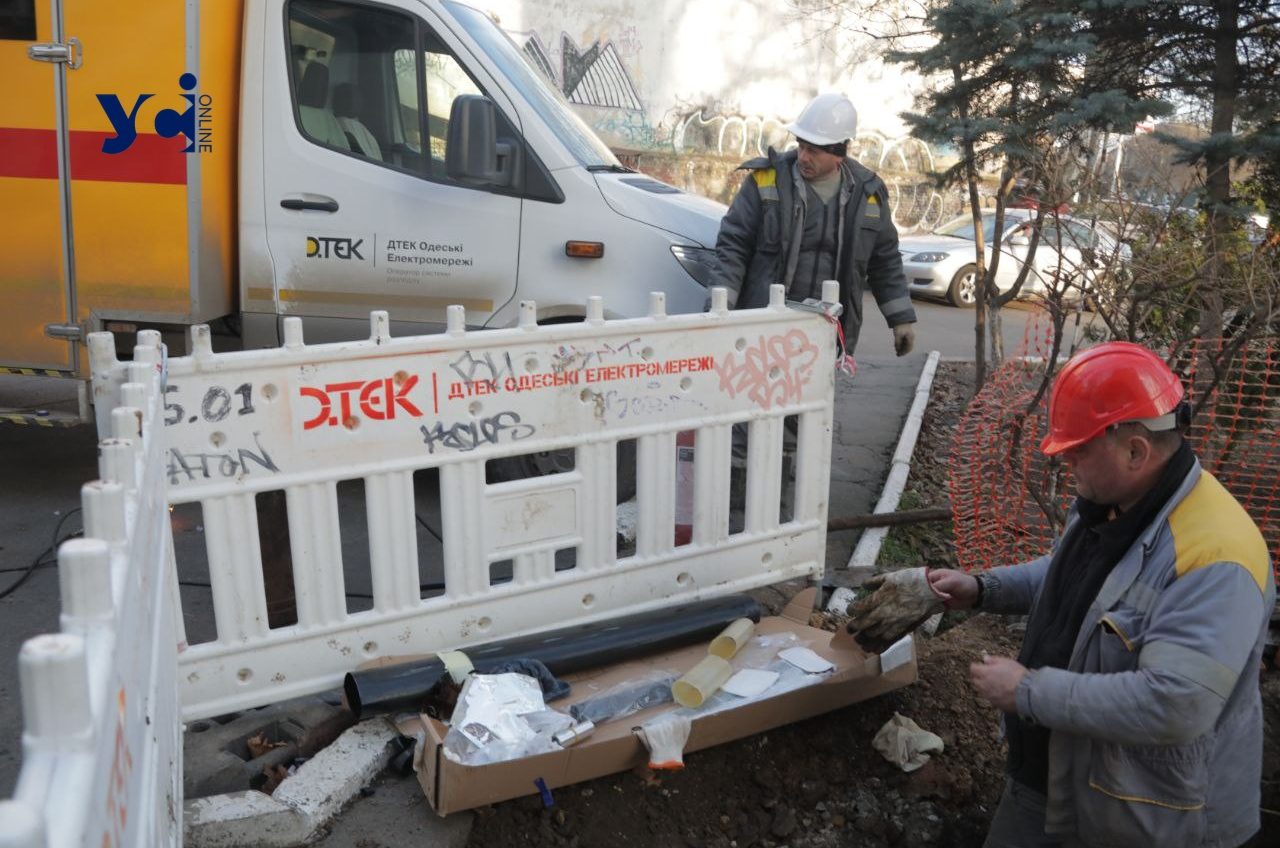Перенавантаження в електромережі: як електрики ліквідують аварії в Одесі (фото) «фото»