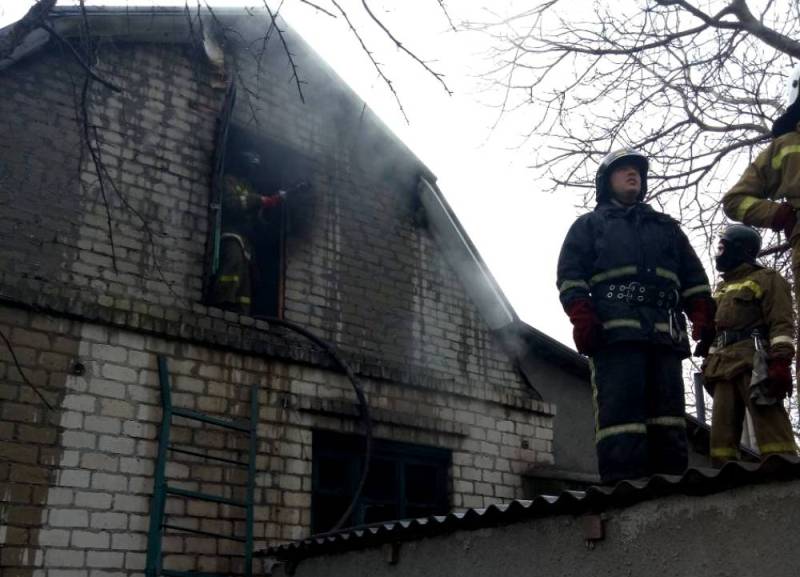 В селі Усатове горів будинок: загинула жінка usionline.com В селі Усатове горів будинок: загинула жінка «фото»
