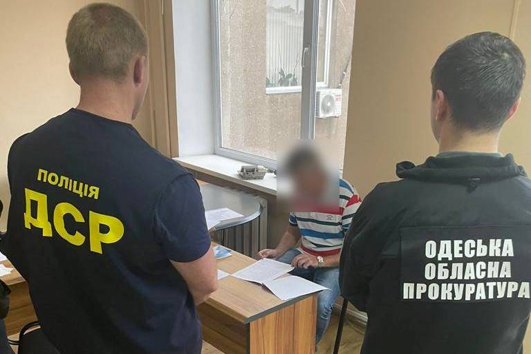 В Одесі судитимуть чиновника, який вимагав хабар за приватизацію квартири «фото»
