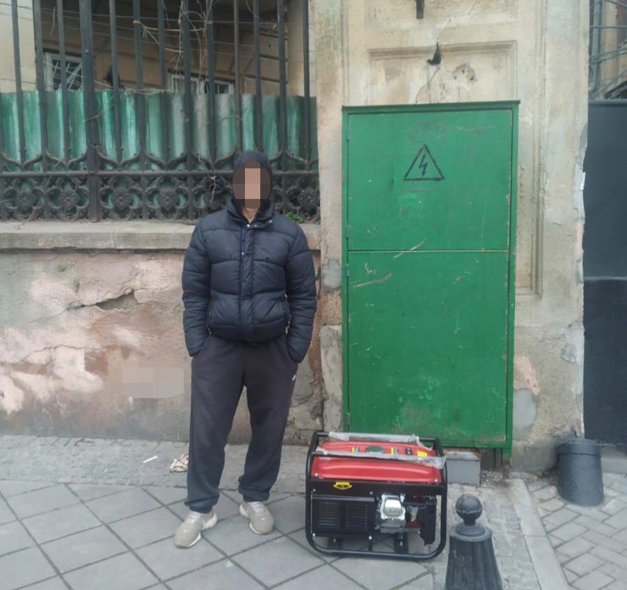 В Одесі чоловік поцупив генератор і відразу пішов його продавати (фото) «фото»