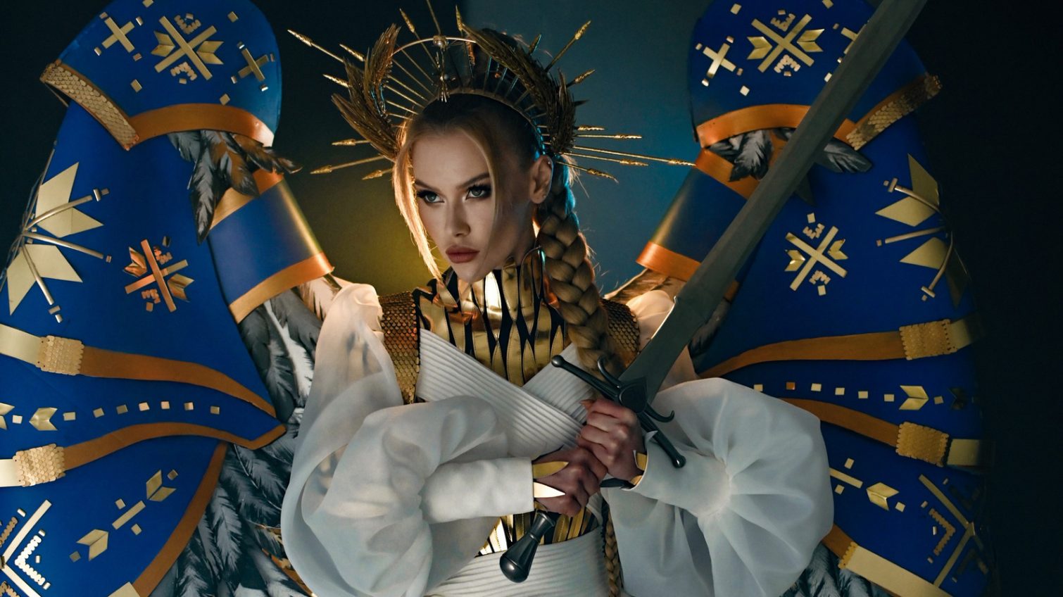 На конкурсі «Міс Всесвіт» українка вийшла в образі «Воїна світла» (фото, відео) «фото»