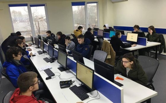 В олімпіаді з інформатики на Одещині взяла участь ціла родина вундеркіндів «фото»