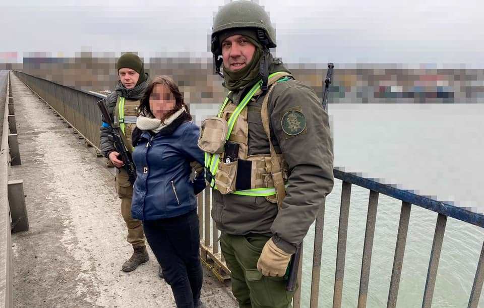 Гвардійці Одещини врятували дівчину від самогубства «фото»
