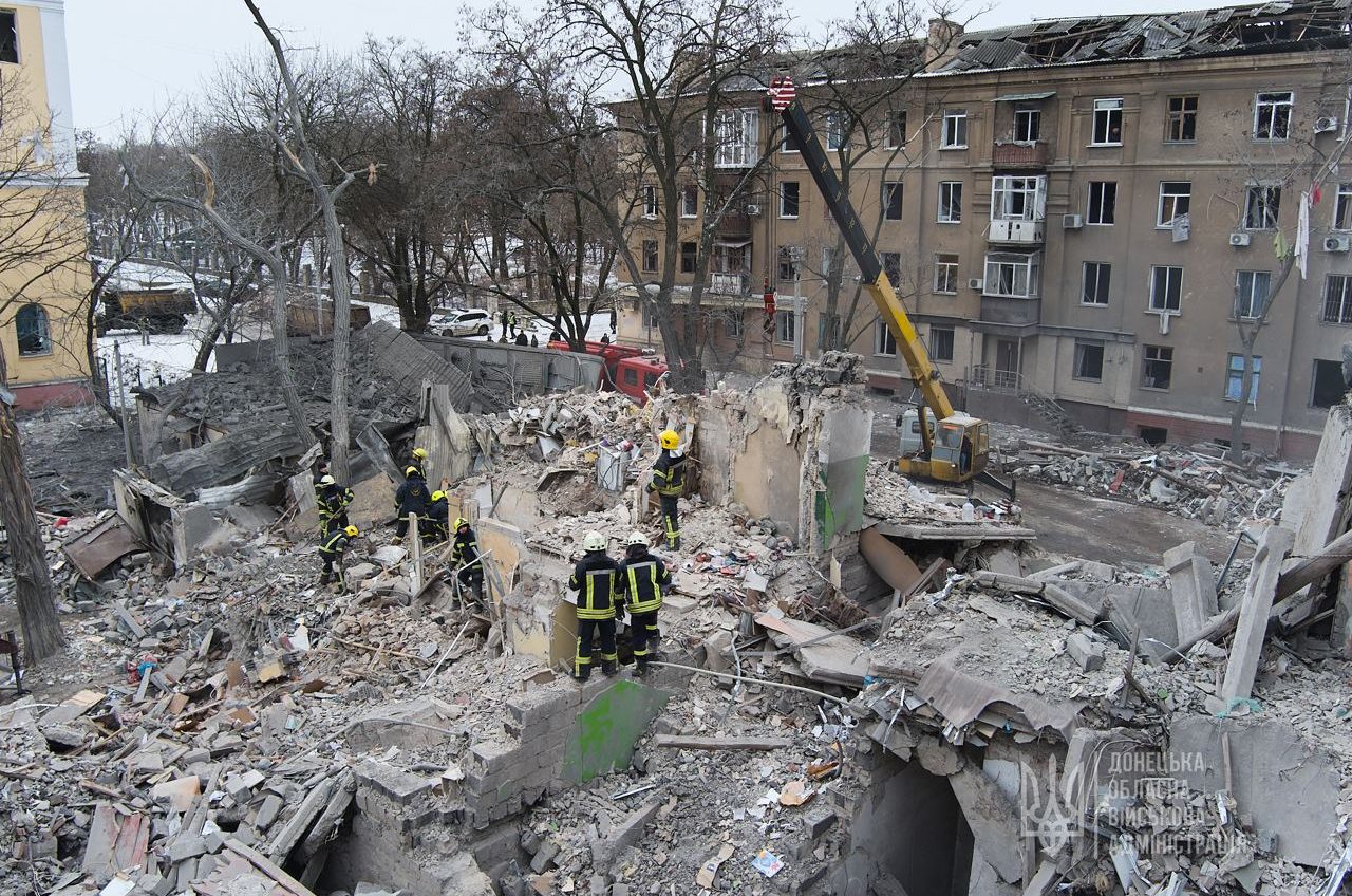 У Краматорську, де російська ракета зруйнувала дім, завершили пошукову операцію «фото»
