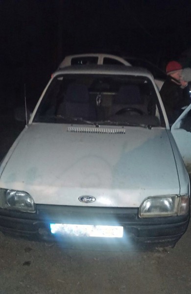 В Одесі двоє школярів намагалися обікрасти авто «фото»