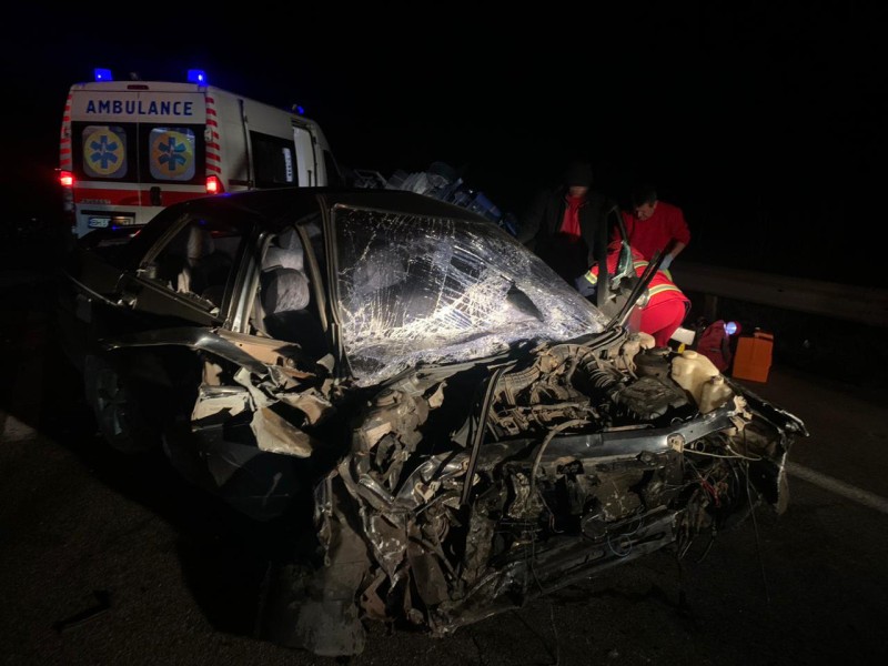 Автівка розбита вщент: смертельна ДТП сталась на трасі Київ-Одеса (фото) «фото»