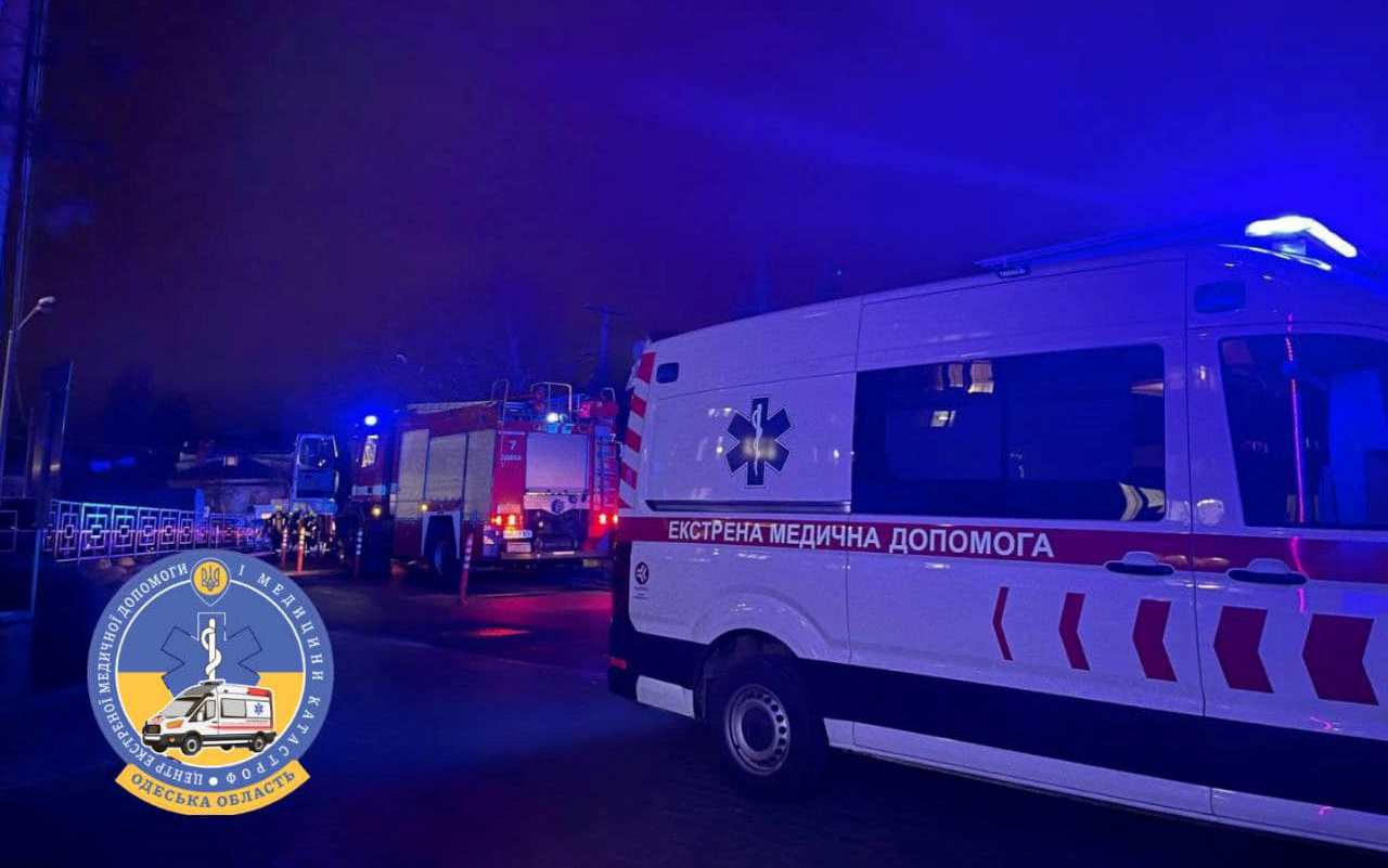 В Одесі четверо дівчат отруїлися газом через несправність колонки «фото»