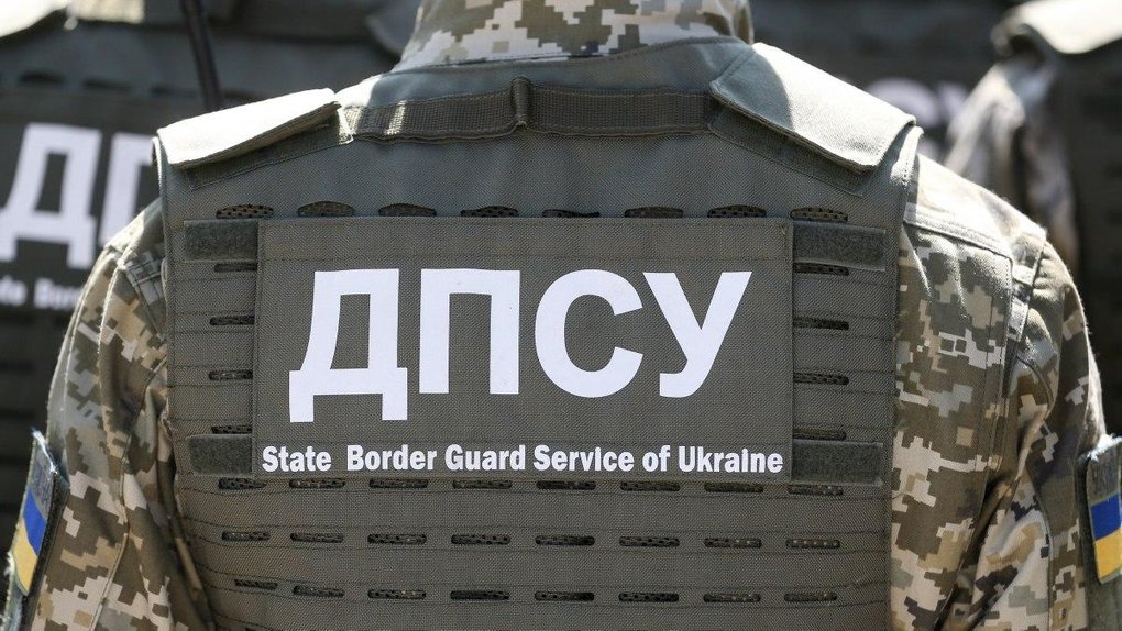 На Одещині не впустили в Україну молдаванина – фаната російських окупантів (фото) usionline.com На Одещині не впустили в Україну молдаванина – фаната російських окупантів (фото) «фото»