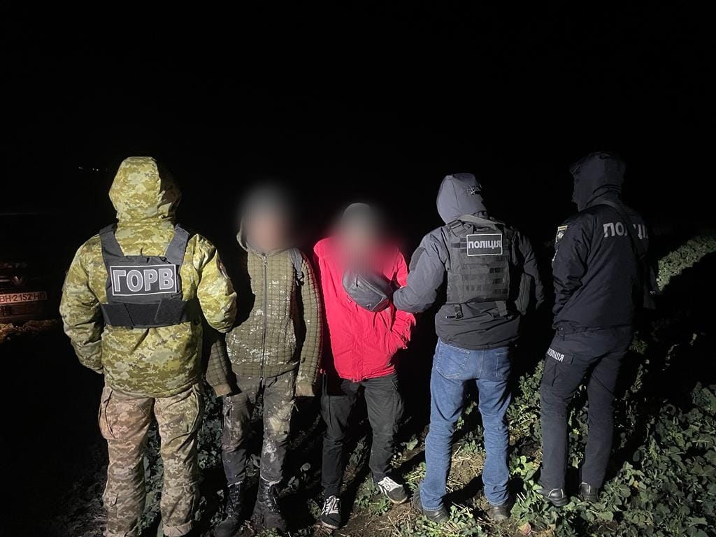 На Одещині затримали організаторів переправлення ухилянтів за кордон (фото) «фото»