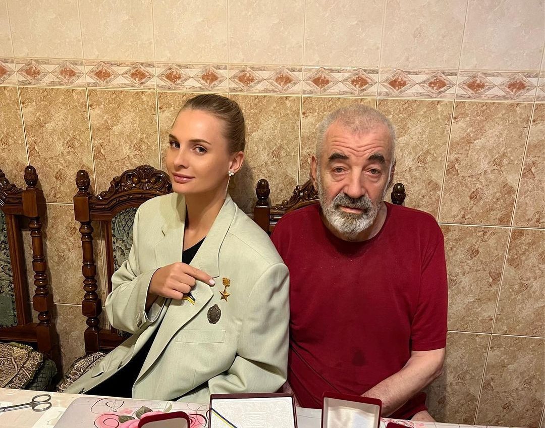 Одеська тенісистка повідомила про смерть свого дідуся «фото»