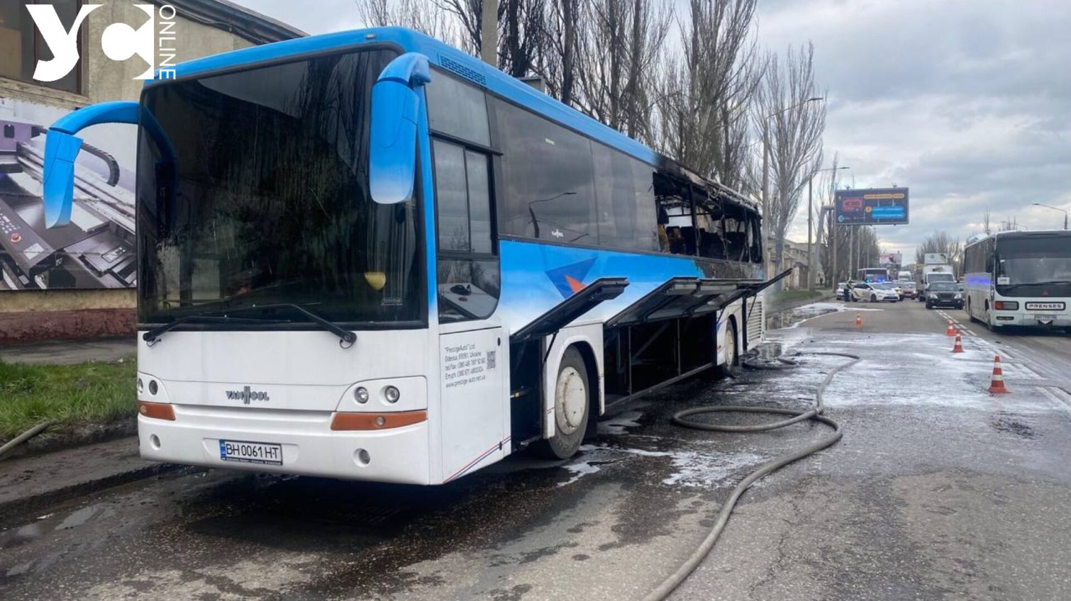 В Суворовському районі Одеси палав автобус (фото) «фото»