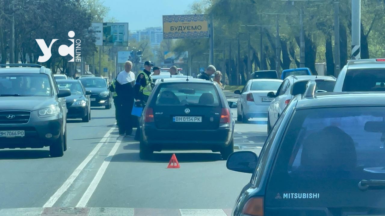 На Водопровідний біля кладовища сталася ДТП з чотирьма авто, рух сповільнено (відео) «фото»