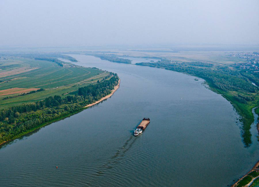 Українська зернова асоціація звернулася до уряду щоб знизити тарифи для зернових на Дунаї «фото»