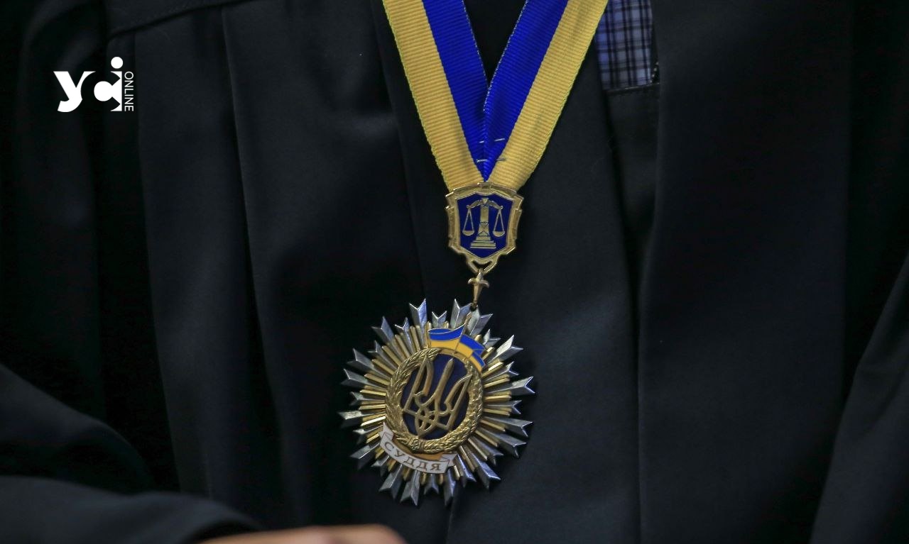 На Одещині чоловік стріляв з пістолета біля магазину: що вирішив суд usionline.com На Одещині чоловік стріляв з пістолета біля магазину: що вирішив суд «фото»