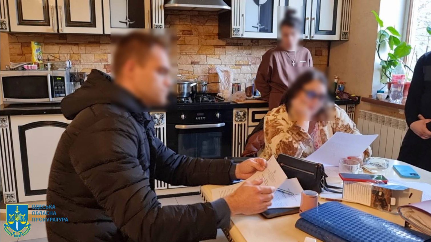 Допомагали ухилянтам: в Одесі затримали адвоката «фото»
