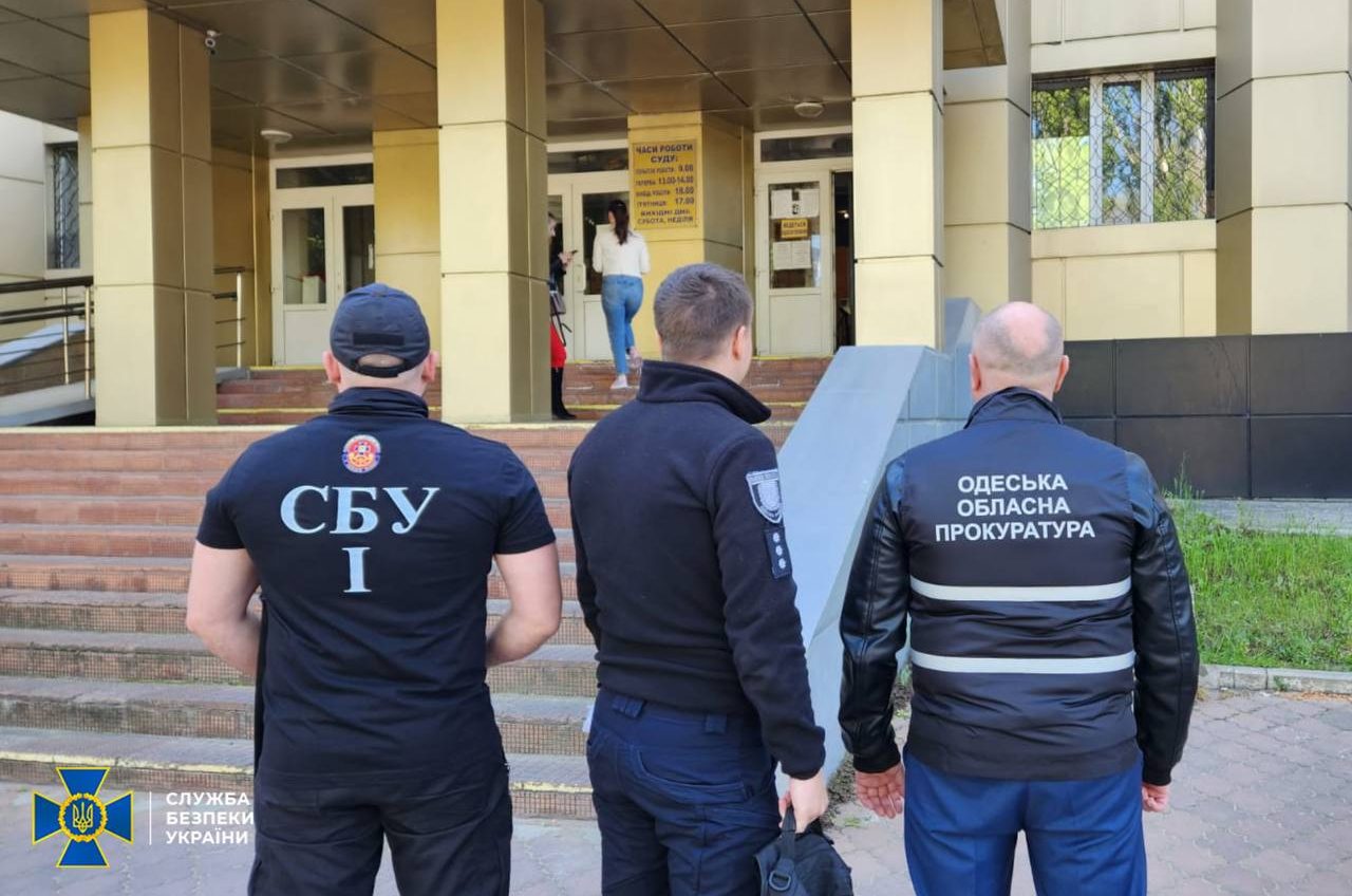 В Одесі працівники суду незаконно привласнювали квартири померлих «фото»