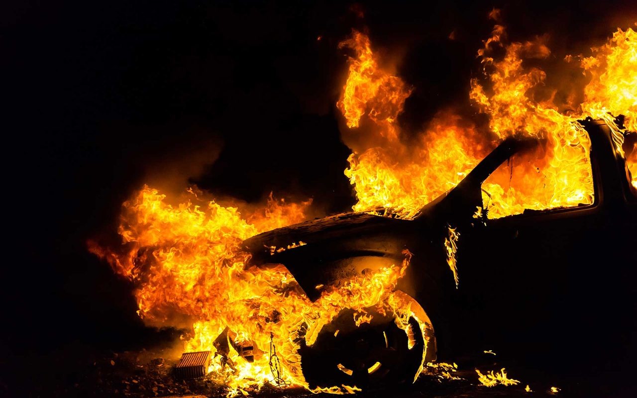 Одесит за 450 доларів підпалив чужу автівку «фото»