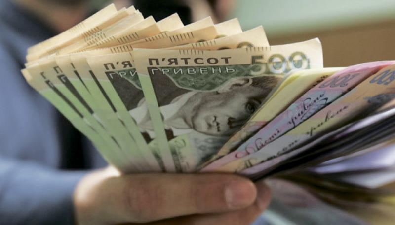 В Одесі судили іноземця, який користувався пошкодженими грошима з окупованих територій «фото»