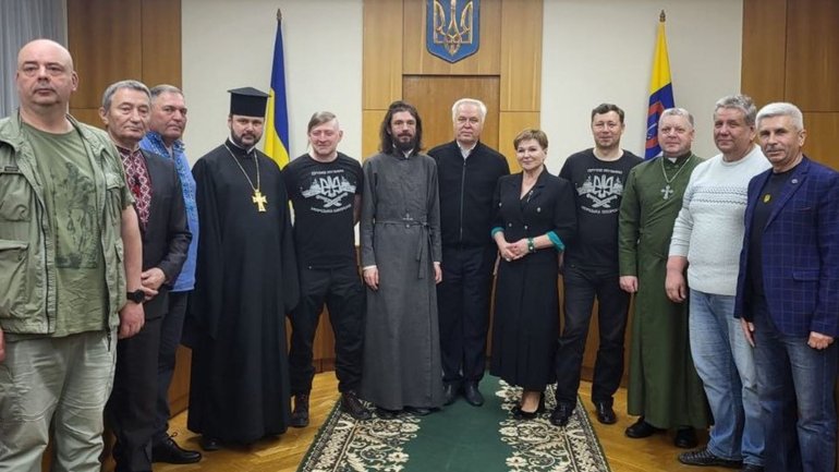 Підтримка ЗСУ: одеських священиків УГКЦ відзначив нагородою президент України (фото) «фото»