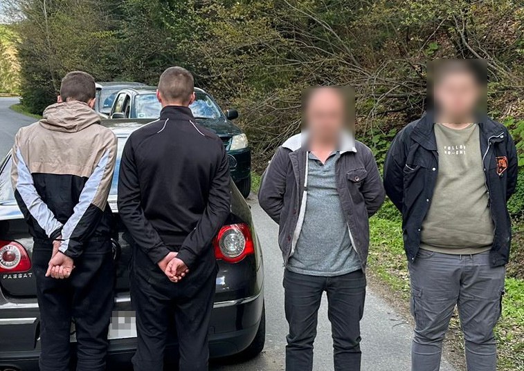 Двоє чоловіків з Одещини намагалися виїхати до Румунії через Буковину (фото) «фото»
