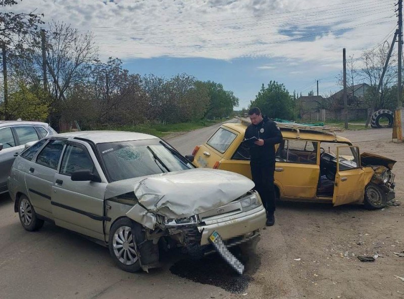 На Одещині зіткнулися автомобілі – постраждали 6-місячна дитина та двоє дорослих usionline.com На Одещині зіткнулися автомобілі – постраждали 6-місячна дитина та двоє дорослих «фото»