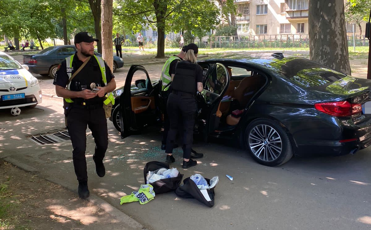 Стрілянина в Одесі: загинула жінка та чоловік (фото, ОНОВЛЕНО) «фото»