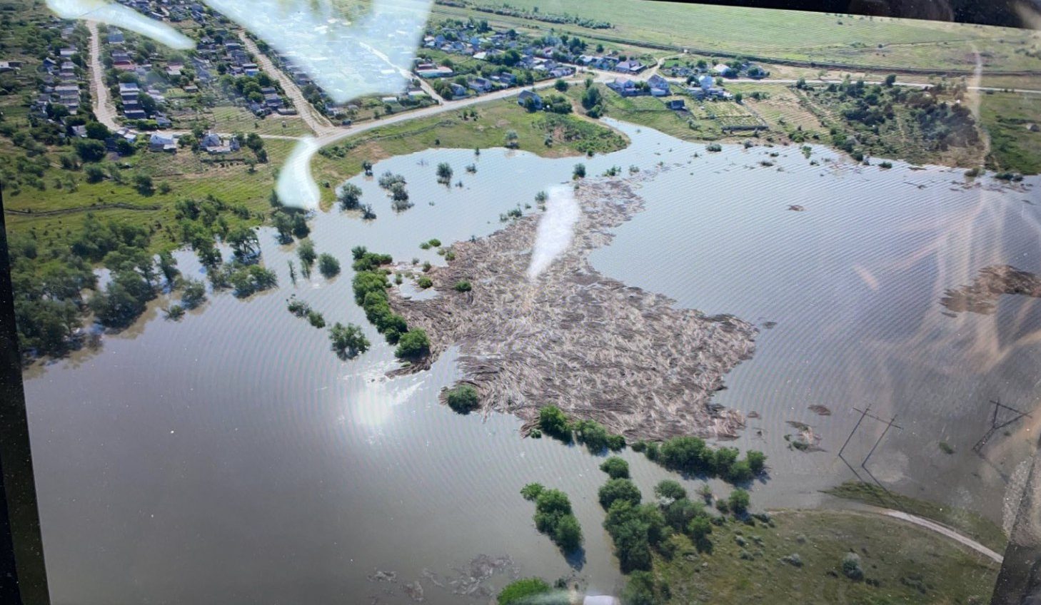 Триває евакуація до Одеси: після підриву ГЕС затопило 8 населених пунктів і 2 райони Херсона (фото, аудіо) «фото»