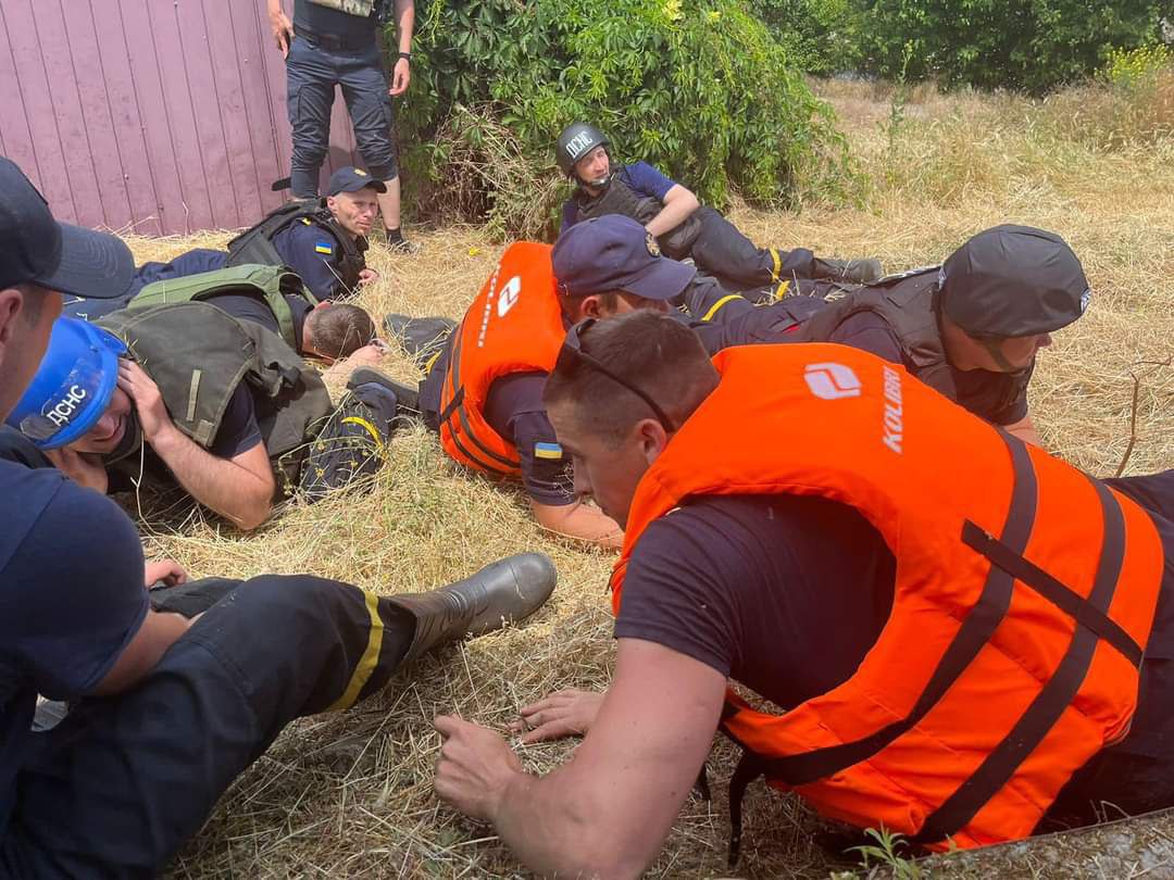 Херсон обстрілюють під час евакуації: є постраждалі (фото, відео) «фото»