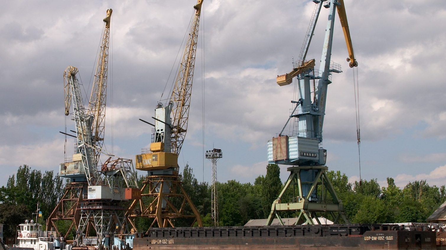 Порт Усть-Дунайськ досі не передали новому власнику «фото»