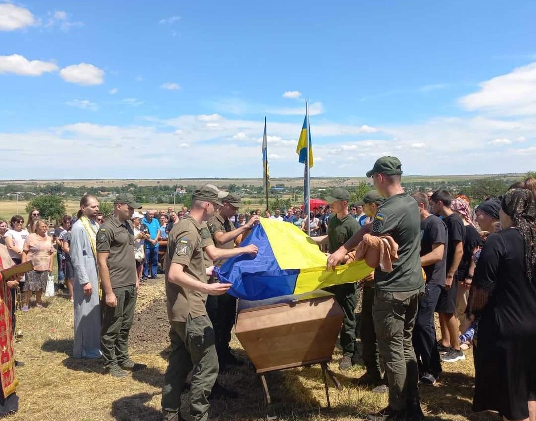 Вважали пропавшим: в Одеську область повернули тіло загиблого бійця «фото»