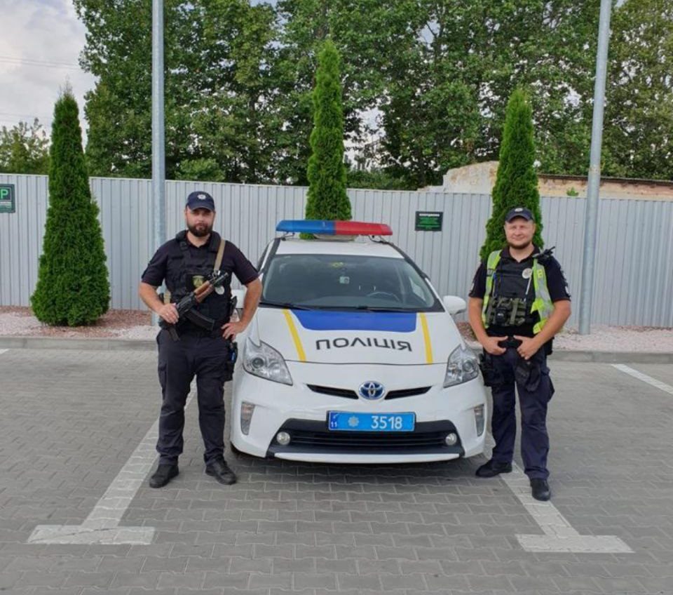 В Одесі врятували від смерті двох самогубців – патрульні «фото»