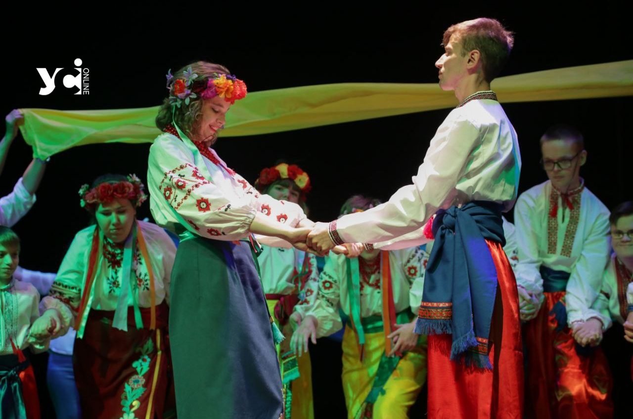 В Одесі пройшла прем’єра вистави «Нескорена» від інклюзивного театру (фото) «фото»