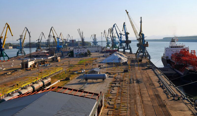 Сусідні держави засудили напад росіян на дунайські порти Одещини «фото»