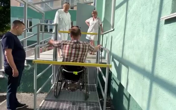 В одеській лікарні тестують пандус-підйомник (відео) «фото»