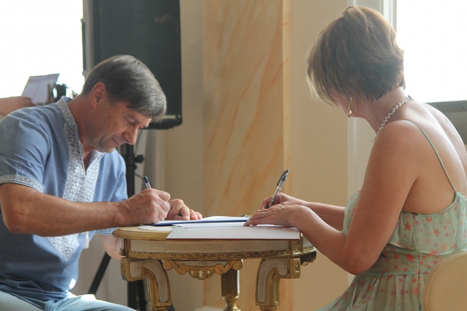 Український театр Одеси співпрацюватиме з колективом Херсонського драмтеатру – підписаний меморандум (фото) «фото»