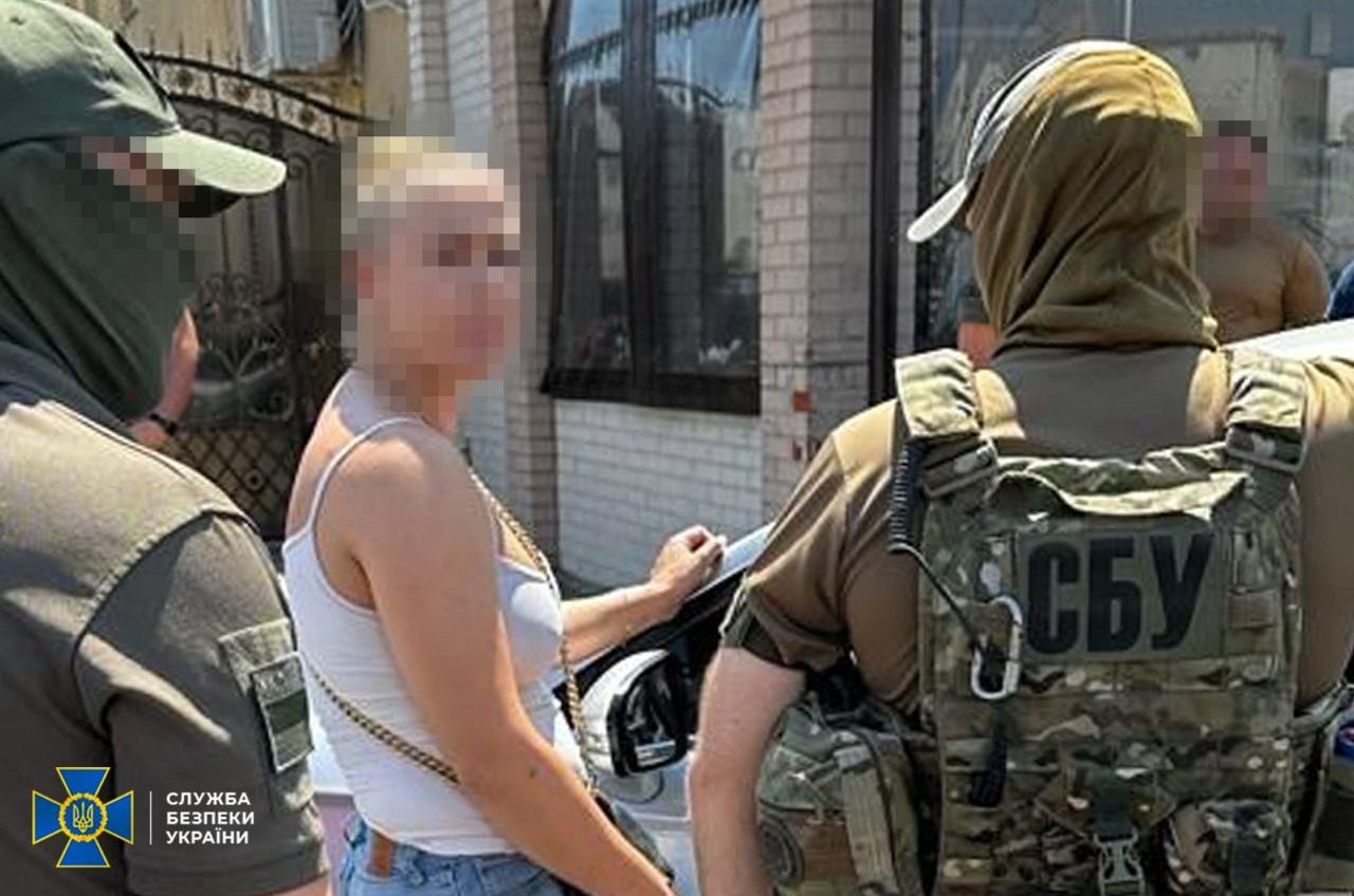 На Одещині рашистка організувала канал втечі ухилянтів за кордон (фото) «фото»