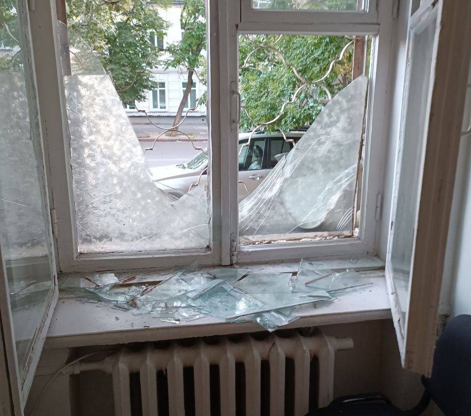 Через російську атаку в Одесі пошкоджений відомий пологовий будинок (фото) «фото»